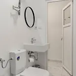 Nest Boutique * ブカレスト