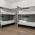 Auberge de jeunesse Nest Boutique *