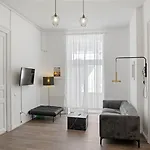 Auberge de jeunesse Nest Boutique