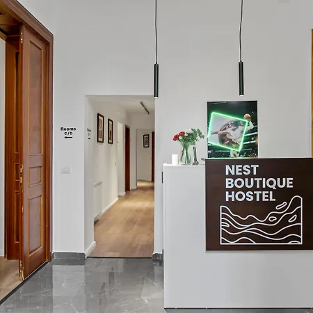 Nest Boutique Vandrarhem Bukarest