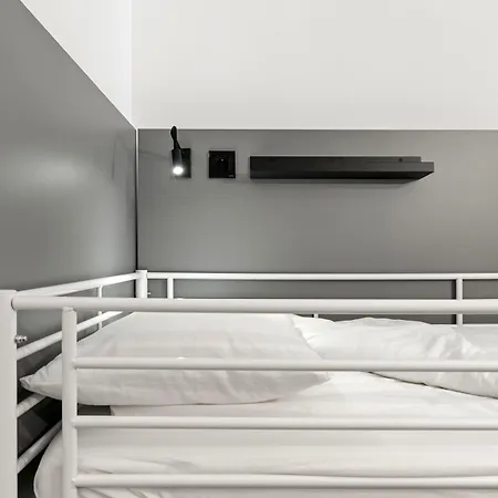 Nest Boutique Vandrarhem Bukarest