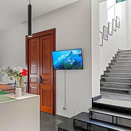 Hostel Nest Boutique *