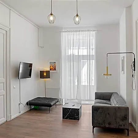 Nest Boutique Hostel