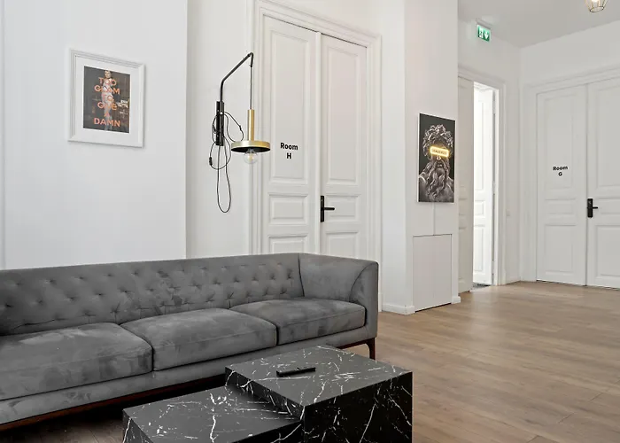 Nest Boutique * بوخارست