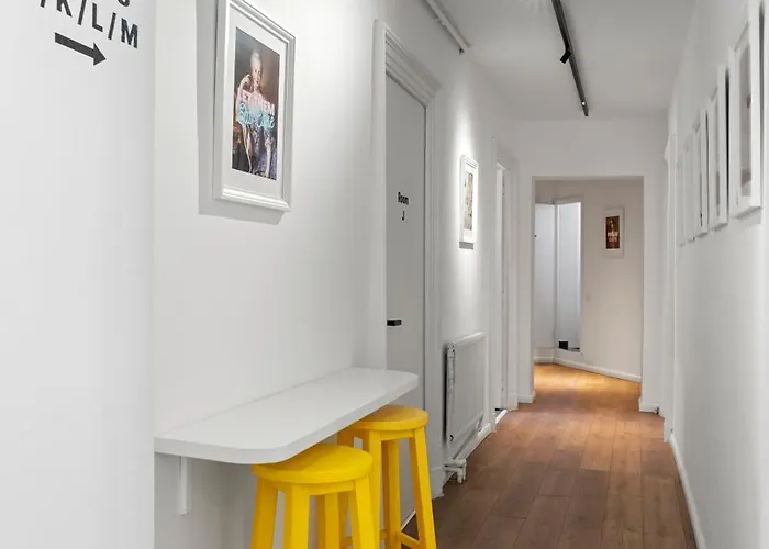 Hostel Nest Boutique Bükreş