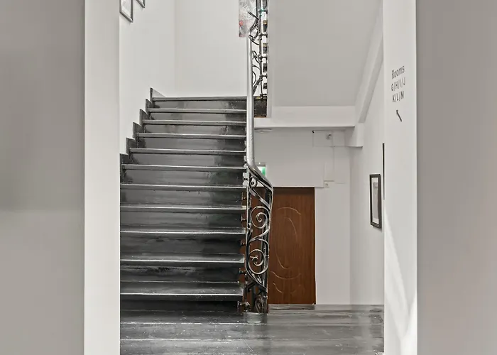 Nest Boutique Hostel Bükreş