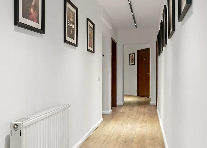 Nest Boutique ブカレスト